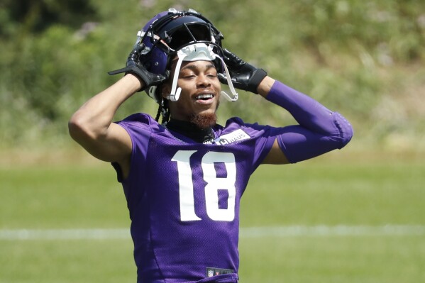 Best wr helmet on sale